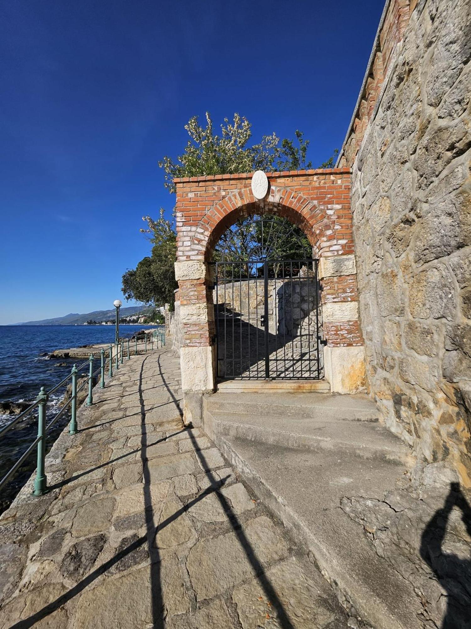 Appartamento Prosecco Di Abbazia Esterno foto
